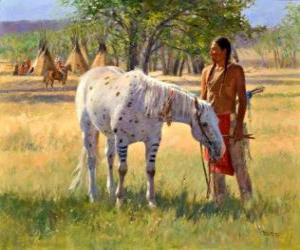 yapboz Kampı yakınlarında atı ile Hint savaşçı
